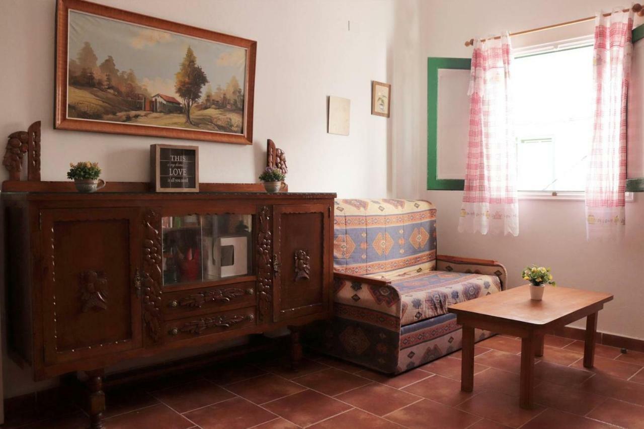 Oasis Atlantico: Rincon Secreto Al Pie De Los Senderos Azano Ngoại thất bức ảnh